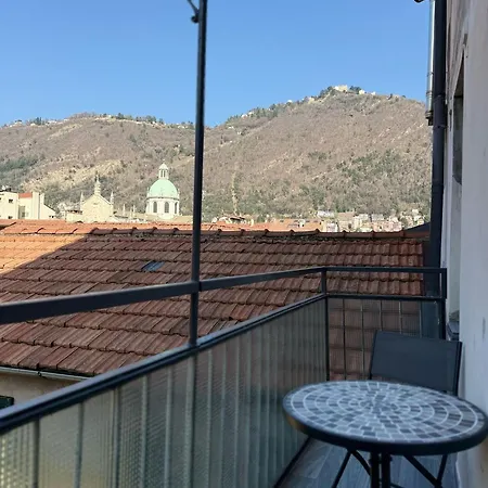 Apartment House - Center Como